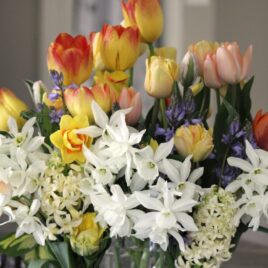 Arrangement with local delivery