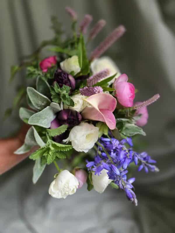 'CLASSIC' Wrapped Hand Tied Bouquet - Image 5