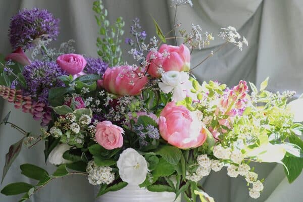 Arrangement with local delivery - Image 3