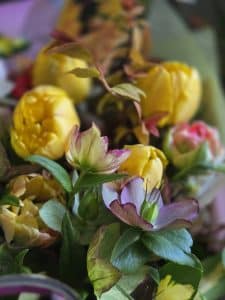 Hand tied Style Posie (smaller bouquet)